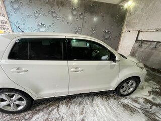 2010 Toyota Urban Cruiser I, белый, 699500 рублей, вид 5
