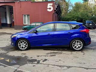 2015 Ford Focus III Рестайлинг, синий, 1000000 рублей, вид 5