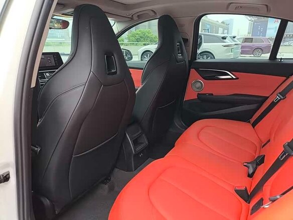 2022 BMW 1 серии 120i III (F52) Рестайлинг, белый, 1560000 рублей - вид 9