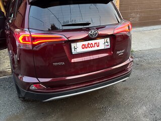 2018 Toyota RAV4 IV (XA40) Рестайлинг, красный, 2650000 рублей, вид 4