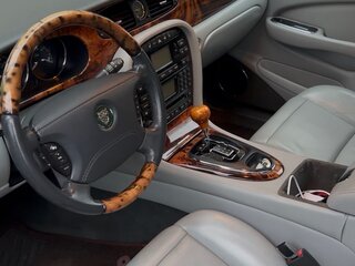 2003 Jaguar XJ III (X350/X358), серый, 1450000 рублей, вид 4