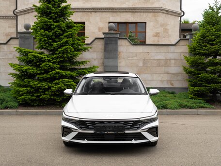 2026 Hyundai Elantra VII (CN7) Рестайлинг, белый, 2224000 рублей, вид 5