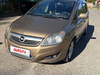 2013 Opel Zafira B Рестайлинг, бежевый, 550000 рублей, вид 1