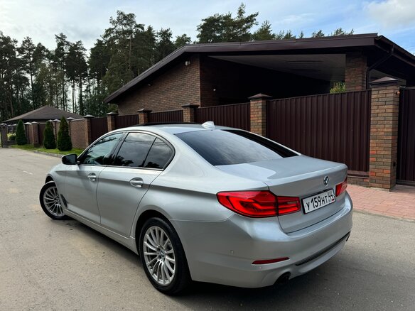 2019 BMW 5 серии 520d xDrive VII (G30/G31/G38), серый - вид 6