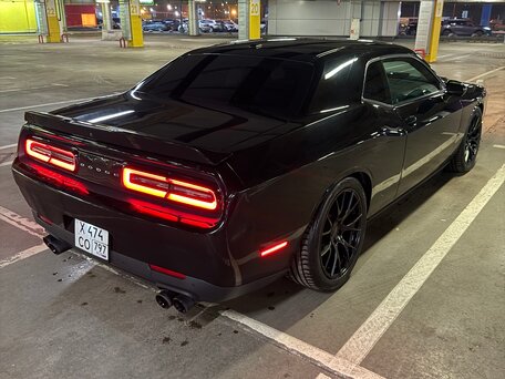 2019 Dodge Challenger III Рестайлинг 2, чёрный, 3349999 рублей, вид 2