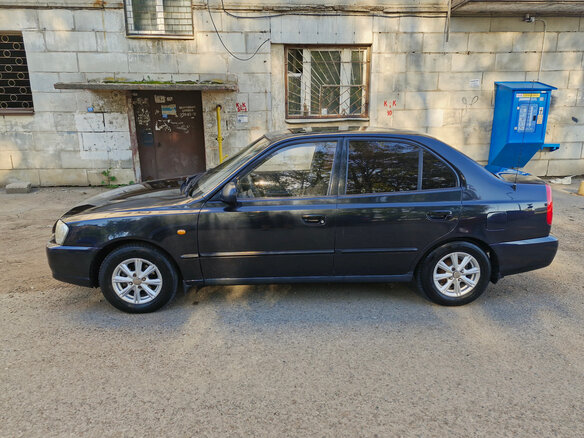 2008 Hyundai Accent ТагАЗ II, чёрный - вид 2
