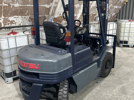 1993 Komatsu FD, серый, 800000 рублей, вид 2