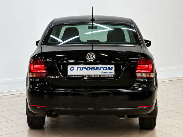 2019 Volkswagen Polo V Рестайлинг, чёрный, 1420000 рублей - вид 2