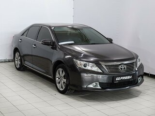 2012 Toyota Camry VII (XV50), серый, 1799000 рублей, вид 1