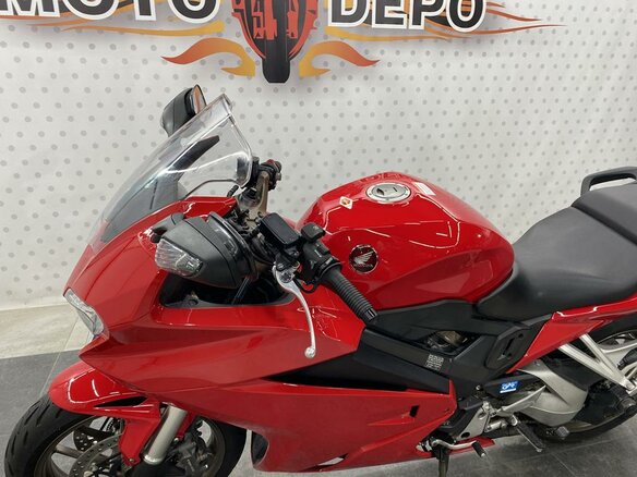 2019 Honda VFR 800, красный, 645000 рублей - вид 6