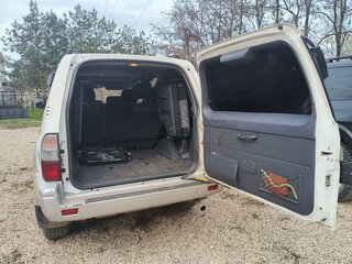 2001 Toyota Land Cruiser Prado 90 Series Рестайлинг, белый, 1000000 рублей, вид 4