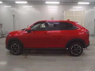 2021 Honda Vezel II, красный, 1860000 рублей, вид 3