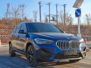 2022 BMW X1 18i sDrive II (F48) Рестайлинг, синий, 2210000 рублей, вид 3