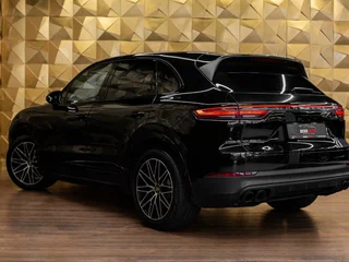 2019 Porsche Cayenne III, чёрный, 4990000 рублей, вид 2