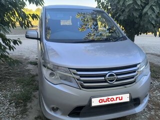 2015 Nissan Serena IV (C26), серебристый, 1800000 рублей, вид 1