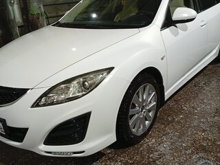 2011 Mazda 6 II (GH) Рестайлинг, белый, 750000 рублей, вид 1