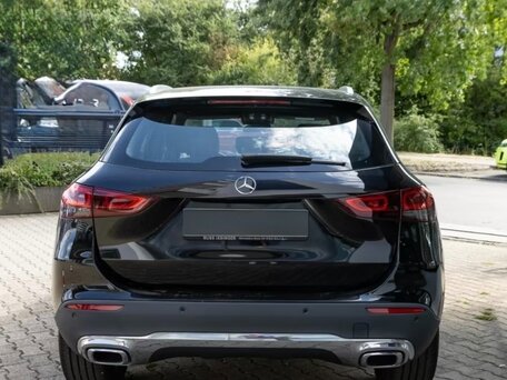 2023 Mercedes-Benz GLA 180 II (H247) Рестайлинг, чёрный, 2650000 рублей, вид 4