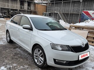 2018 Skoda Rapid I Рестайлинг, белый, 999000 рублей, вид 3