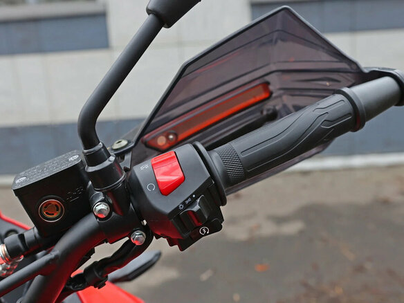 2026 Loncin MS250, красный, 179900 рублей - вид 13