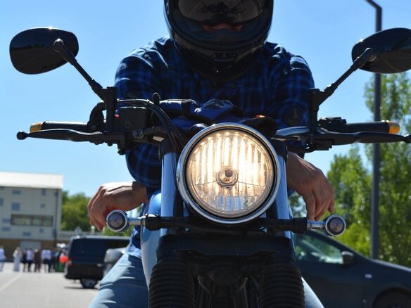 2018 Yamaha XV950 Bolt, синий, 690000 рублей - вид 2