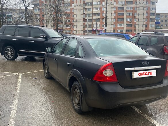 2008 Ford Focus II Рестайлинг, чёрный, 450000 рублей - вид 3