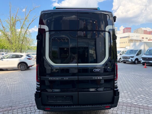 2024 Ford Transit, чёрный, 13900000 рублей - вид 7