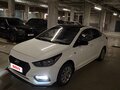 2018 Hyundai Solaris II, белый, 600000 рублей - вид 1