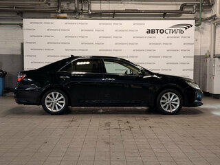 2015 Toyota Camry VII (XV50) Рестайлинг, чёрный, 1849000 рублей, вид 4