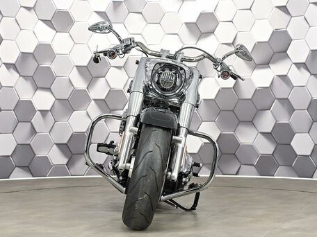2021 Harley-Davidson Fat Boy, чёрный, 2227000 рублей, вид 5