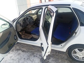 2010 Lada (ВАЗ) Kalina I, белый, 200000 рублей, вид 5