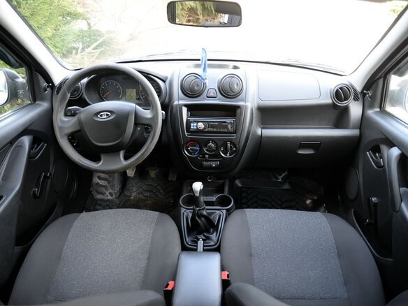 2017 Lada (ВАЗ) Granta I, серебристый, 350000 рублей - вид 11