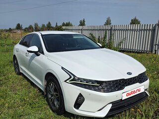 2021 Kia K5 III, белый, 1690000 рублей, вид 4