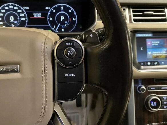 2017 Land Rover Range Rover IV, чёрный, 4390000 рублей - вид 13