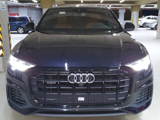 2019 Audi Q8 55 TFSI I (4M), чёрный, 7950000 рублей, вид 1