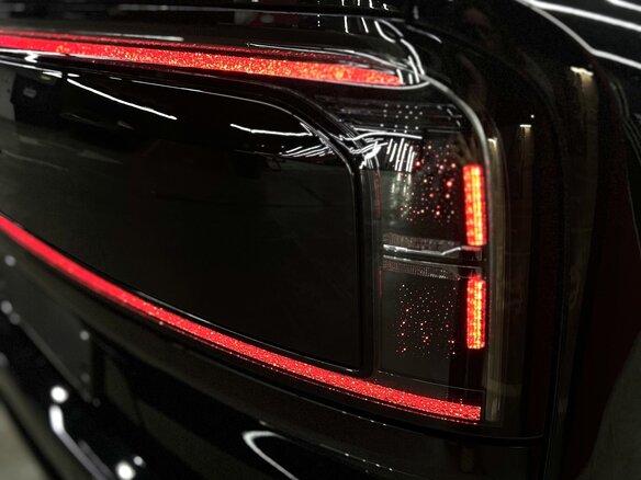 2026 Zeekr 9X 55 kWh (до 3.5 т), чёрный, 11990000 рублей - вид 10
