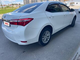 2013 Toyota Corolla XI (E160, E170, E180), белый, 1210000 рублей, вид 3