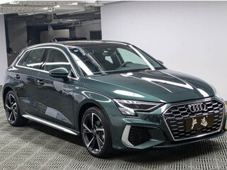 2022 Audi A3 Sportback 35 TFSI IV (8Y), зелёный, 1921999 рублей, вид 3