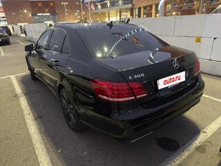 2013 Mercedes-Benz E-Класс 300 IV (W212, S212, C207) Рестайлинг, чёрный, 2200000 рублей, вид 5