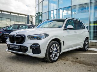 2022 BMW X5 30d IV (G05/G18), белый, 7648000 рублей, вид 3