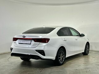 2020 Kia Cerato IV, белый, 1843000 рублей, вид 4