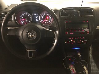 2011 Volkswagen Golf VI, чёрный, 720000 рублей, вид 4