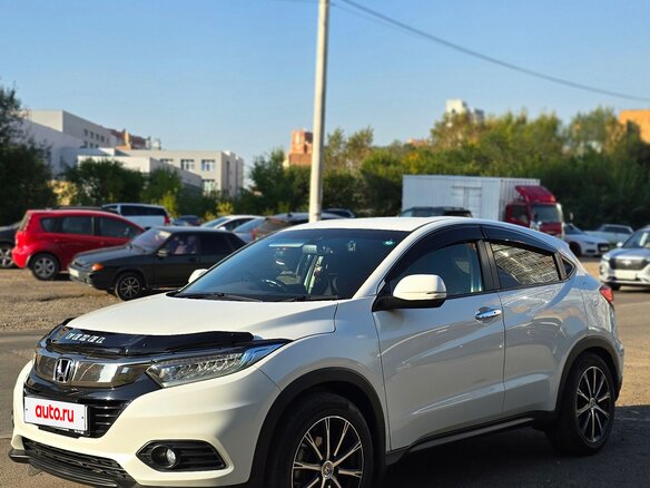 2020 Honda Vezel I Рестайлинг, белый, 2250000 рублей - вид 2