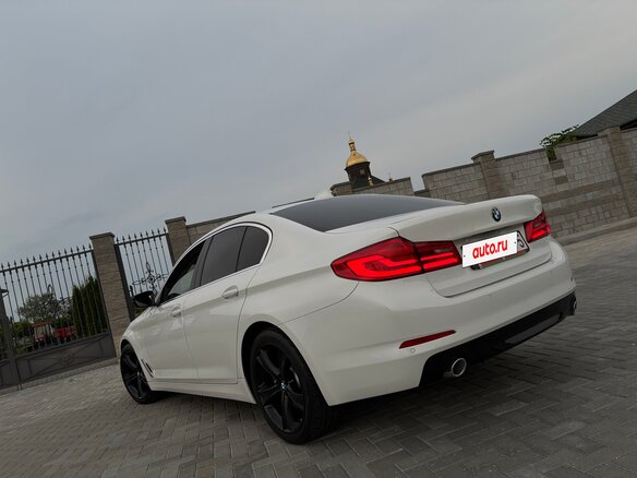 2018 BMW 5 серии 520d VII (G30/G31/G38), белый, 1800000 рублей - вид 6