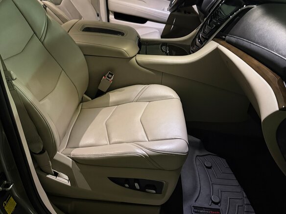 2018 Cadillac Escalade IV, бежевый, 4140000 рублей - вид 27