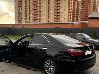 2016 Toyota Camry VII (XV50) Рестайлинг, чёрный, 2050000 рублей, вид 2
