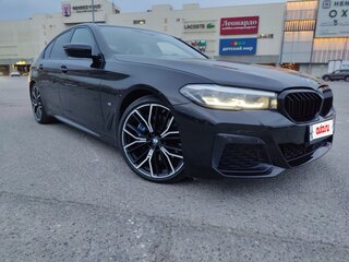 2022 BMW 5 серии 530d xDrive VII (G30/G31/G38) Рестайлинг, чёрный, 5500000 рублей, вид 2