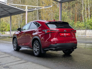 2019 Lexus NX 300 I Рестайлинг, красный, 4000000 рублей, вид 5