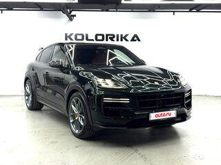 2026 Porsche Cayenne Turbo GT Coupé III Рестайлинг, зелёный, 37000000 рублей, вид 3