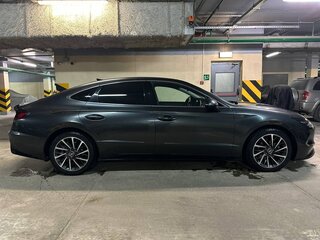 2021 Hyundai Sonata VIII (DN8), серый, 2600000 рублей, вид 4