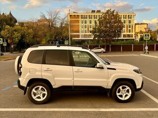 2024 Lada (ВАЗ) Niva Travel I, белый, 1325000 рублей, вид 4